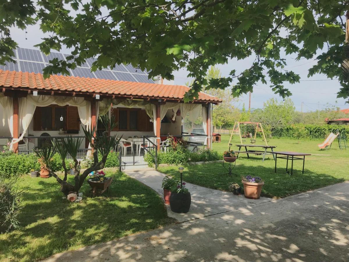Mimi'S Studio Karianí Dış mekan fotoğraf